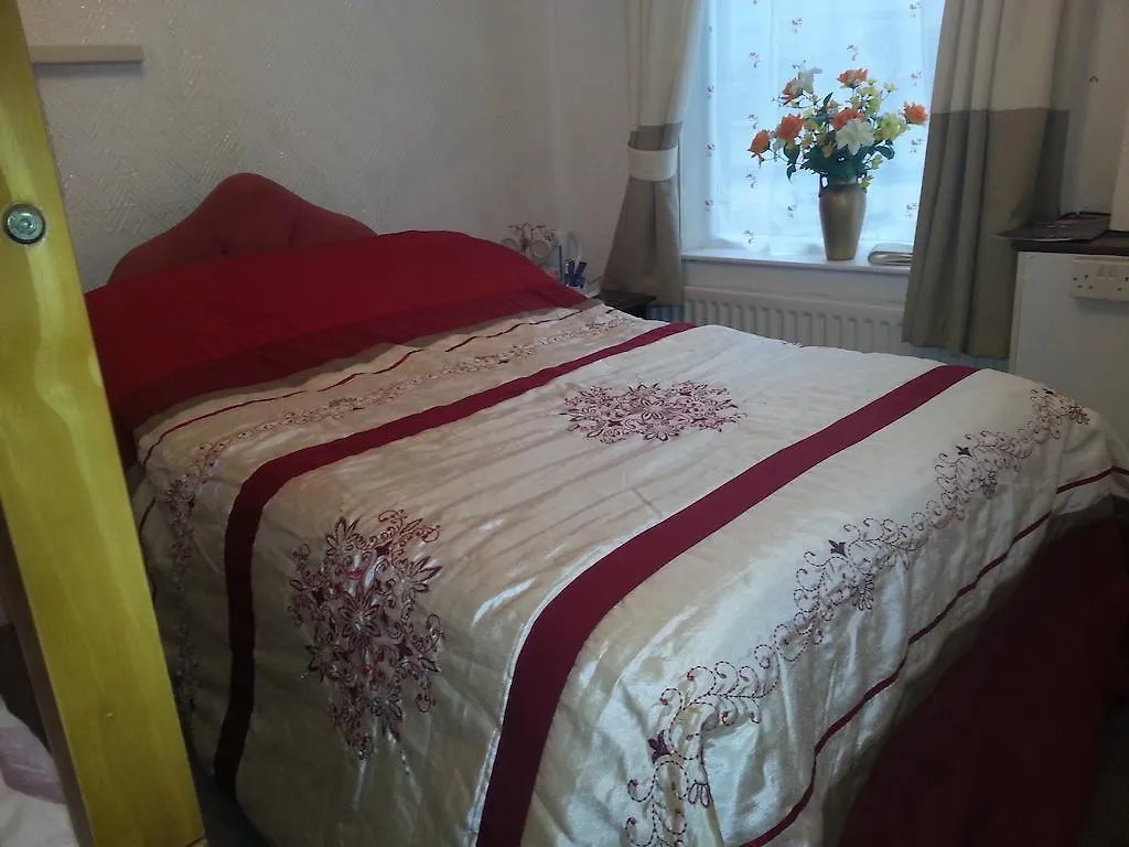 Lynwood Bed & Breakfast Blackpool