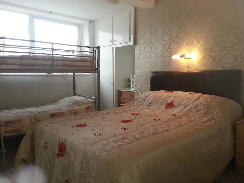 ブラックプール Lynwood Bed & Breakfast